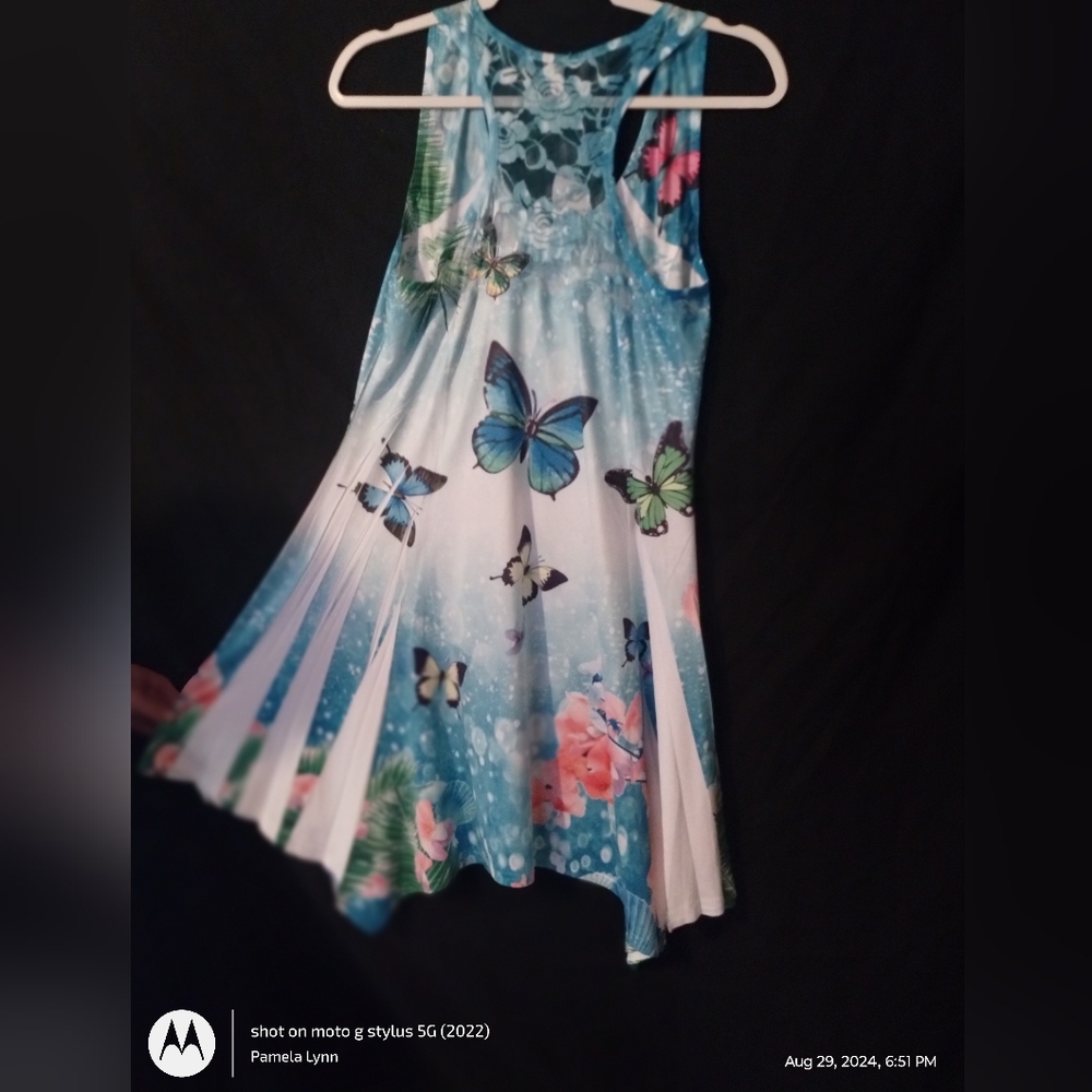 Dress - Picture 4 of 4